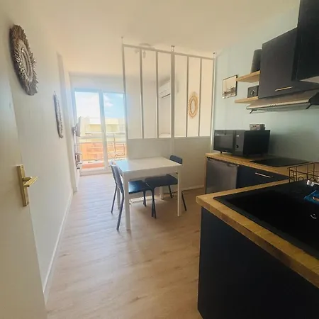 Clevacances 2 Etoiles - Pour 2 Personnes - Vue Plage, Et Clim Lägenhet