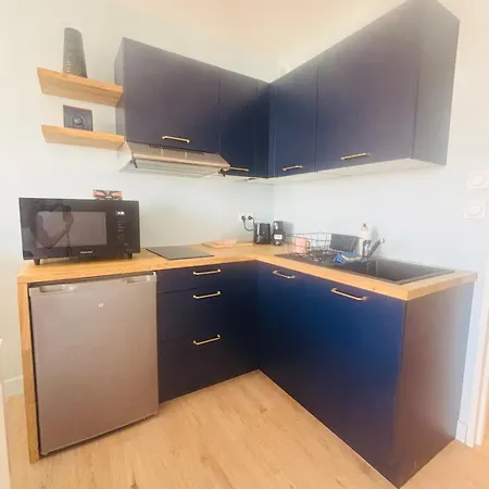 Clévacances 2 étoiles - Pour 2 Personnes - Vue Plage, Et Clim Canet-en-Roussillon